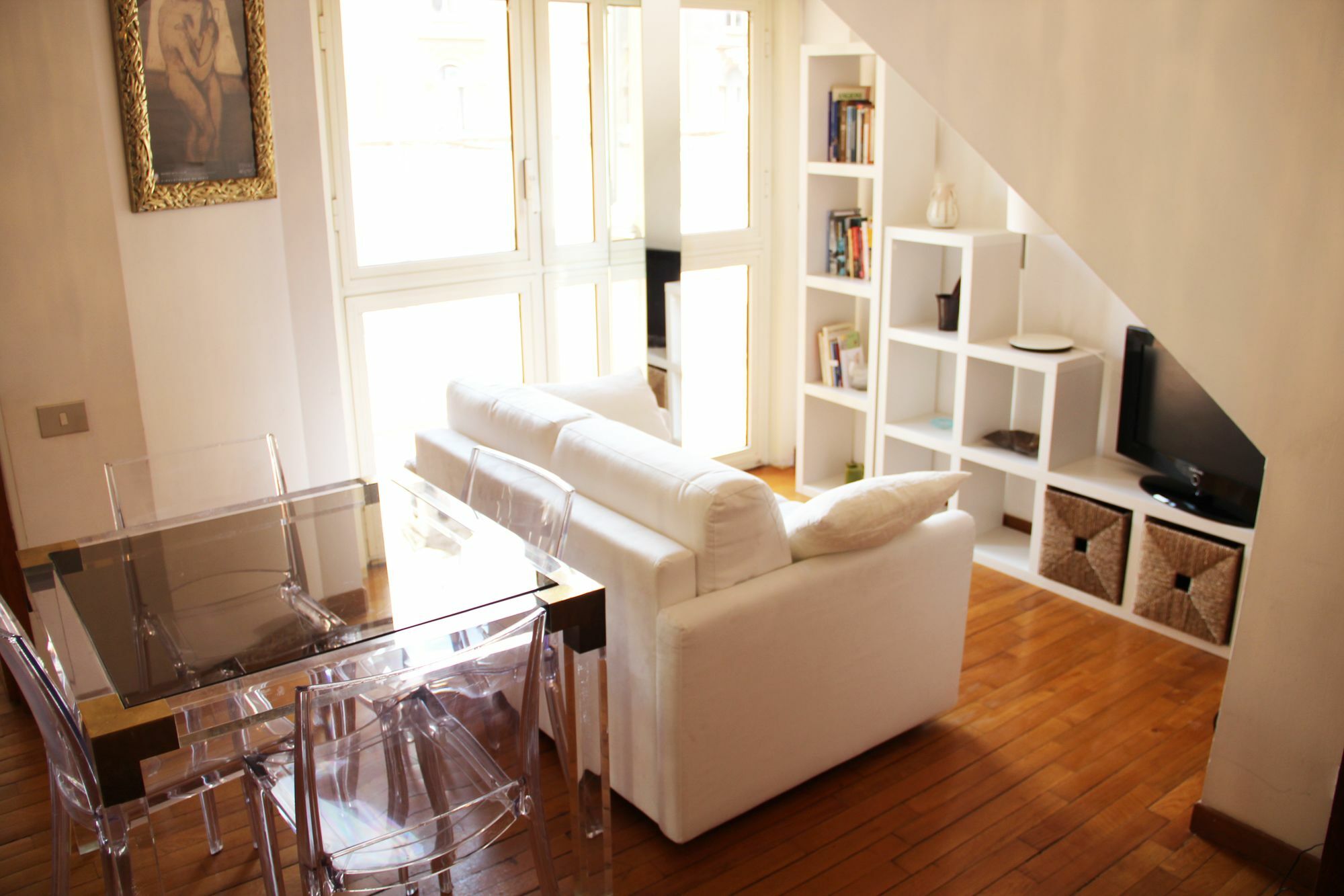 Live In The Heart Of Apartment *